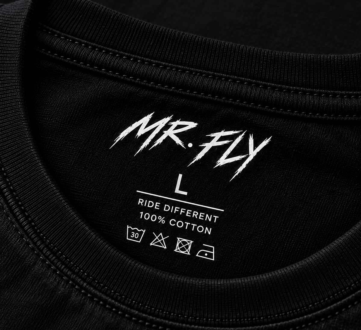 MR. FLY Graphic Tee inside collar label